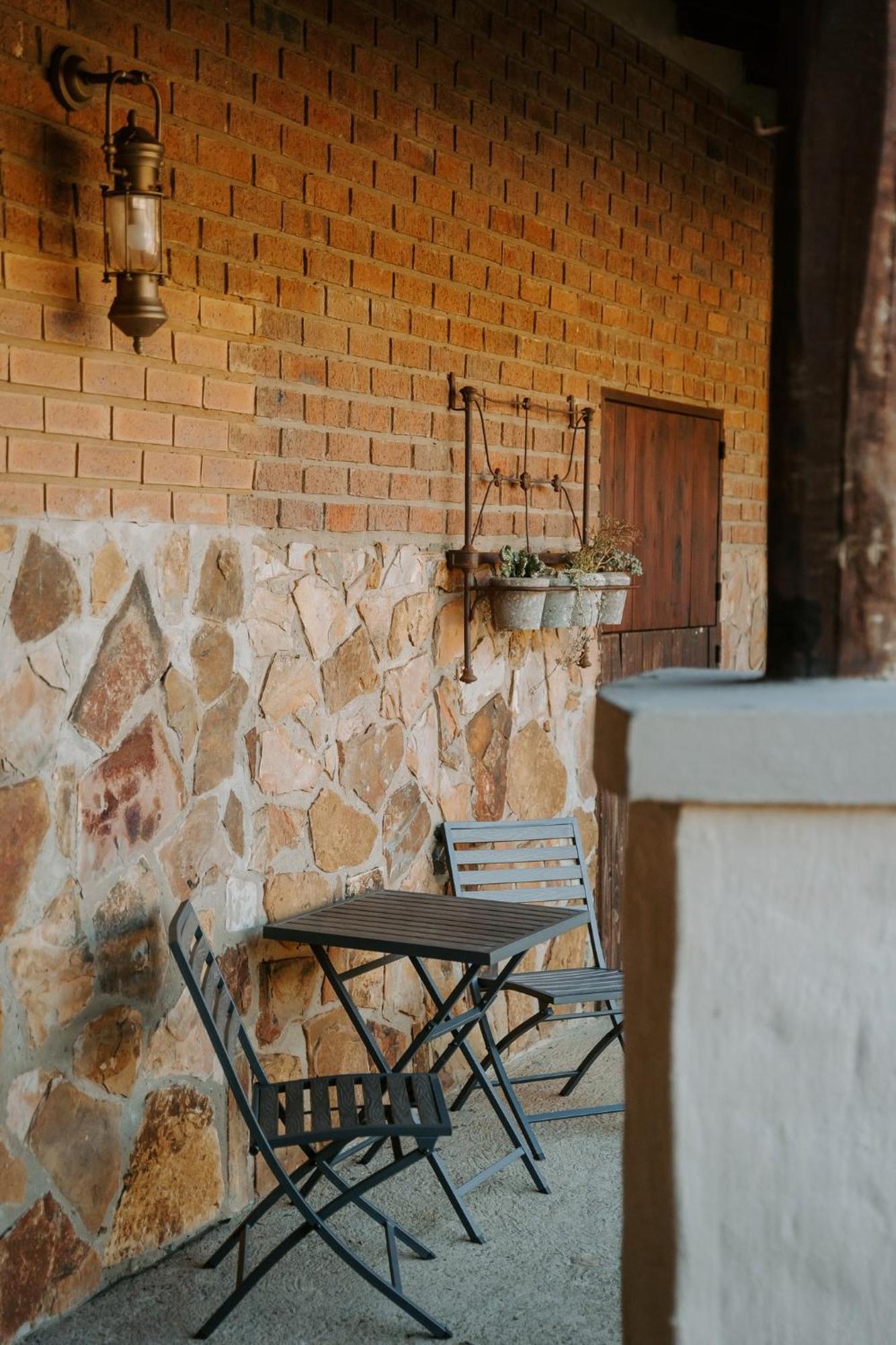 Villa Mount High Luxury Stables à Lydenburg Extérieur photo