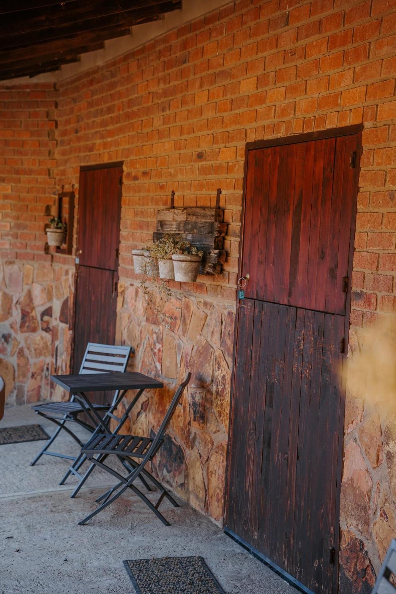 Villa Mount High Luxury Stables à Lydenburg Extérieur photo